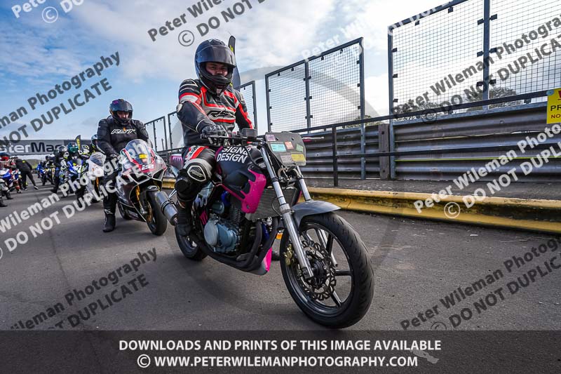 enduro digital images;event digital images;eventdigitalimages;mallory park;mallory park photographs;mallory park trackday;mallory park trackday photographs;no limits trackdays;peter wileman photography;racing digital images;trackday digital images;trackday photos